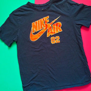 Men's Nike Air T-Shirt Retro 82 TEE Basketball